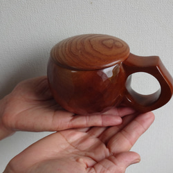 シュリ桜の一木彫りコーヒーカップ　ふた付き　 16枚目の画像