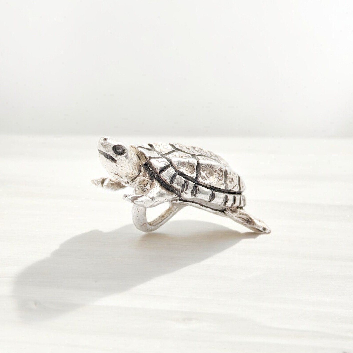 カメさんのペンダントネックレス