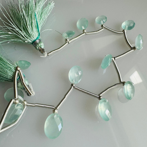 天然 ミントグリーン オニキス ファセットカット ビーズ 2石 天然石