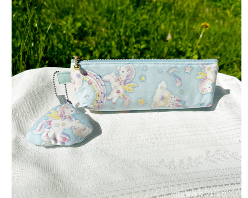 ゆめかわユニコーンの水色ペンケース♡まちあり【女の子 ギフト