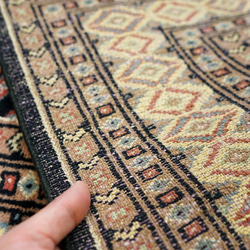 190×121cm【パキスタン手織り絨毯】トライバルラグ 12枚目の画像