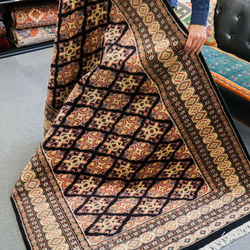 190×121cm【パキスタン手織り絨毯】トライバルラグ 1枚目の画像