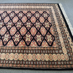 190×121cm【パキスタン手織り絨毯】トライバルラグ 9枚目の画像