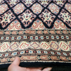 190×121cm【パキスタン手織り絨毯】トライバルラグ 7枚目の画像