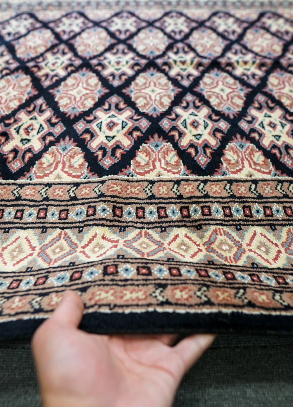 190×121cm【パキスタン手織り絨毯】トライバルラグ 7枚目の画像