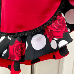フラメンコ衣装　エプロン　赤黒×バラ 4枚目の画像
