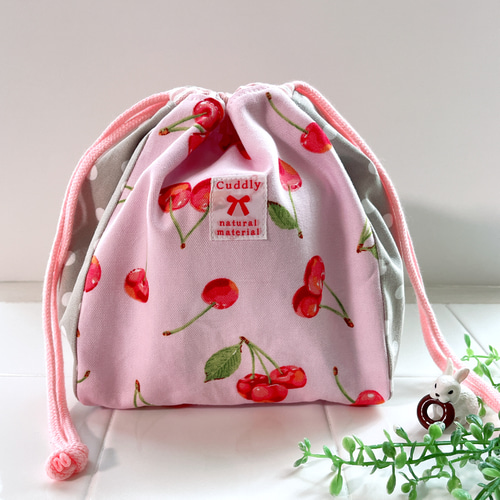 ハンドメイドマスク　くすみピンク×さくらんぼ【1】　キッズサイズ 楽天市場】マスク さくらんぼの通販 ハンドメイドマスク くすみピンク