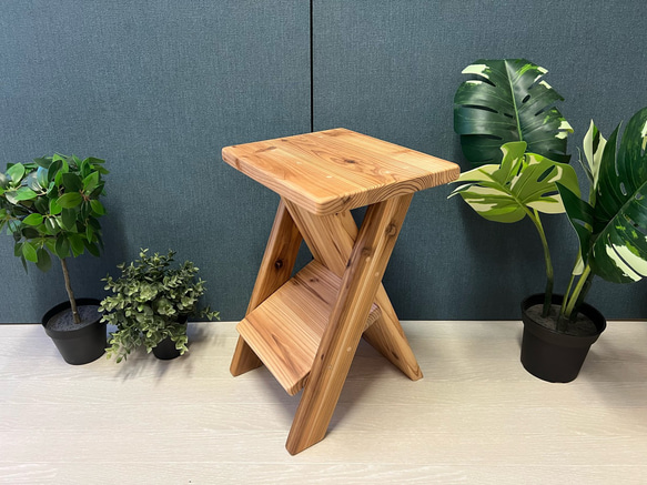 1213建具屋一筋58年のおじいちゃんの手作りスツール、イス☆けやき