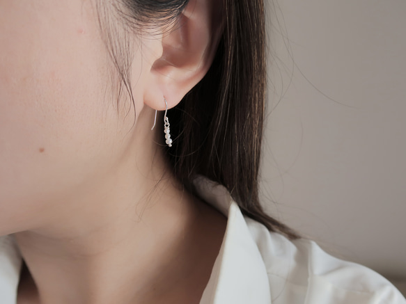 925純銀 小巧 珍珠丸子 淡水珍珠 耳針 耳環 一對 免費送禮包裝 第6張的照片