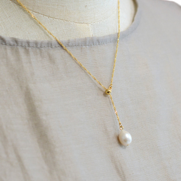 16KGP 淡水パールY字ネックレス ドロップ スライド式 ネックレス