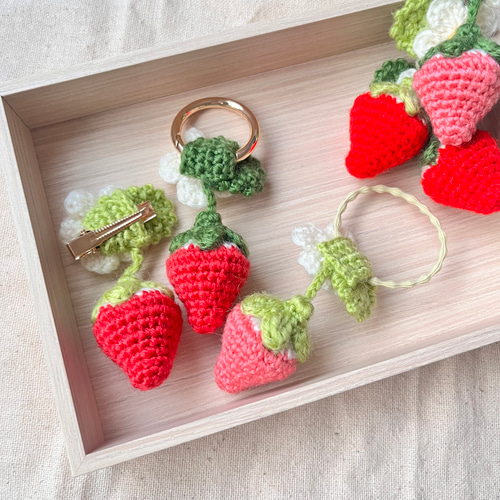 ゆらゆらイチゴ＆れもん♡ベビーヘアクリップ　ヘアゴム ゆらゆらイチゴ＆れもん♡ベビーヘアクリップヘアゴム