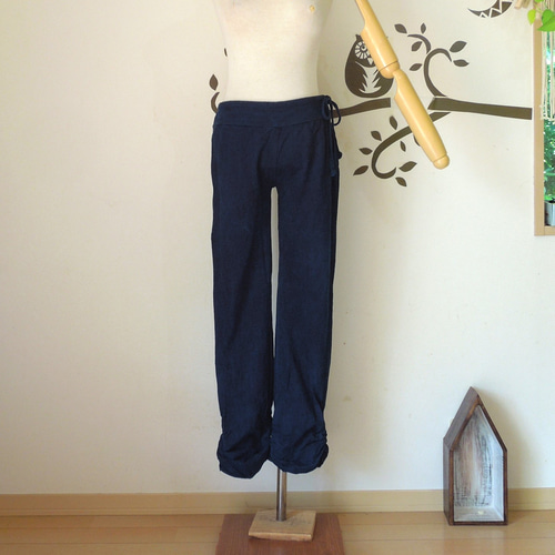 asana ヘンプコットン ヨガパンツ●草木染めディープインディゴ 楽天市場】asana ヘンプコットン 厚手 ヨガパンツ＜草木染め＞麻