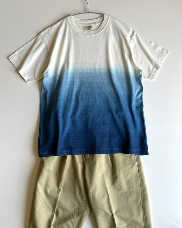 『海』 グラデーション Tシャツ 半袖 藍染 【受注制作】 6枚目の画像