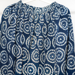 藍染め 草木染め 木版プリント コットンスカート インド綿パッチワークスカート 木版プリント ロングスカート - ラウンドフラワ 2枚目の画像
