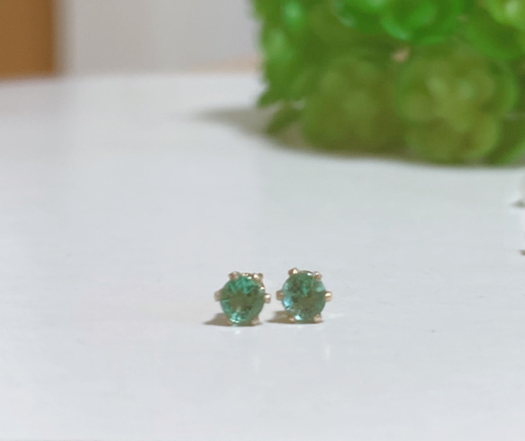 エメラルド・5月誕生石・14kgf☆petit.bijouピアス 3枚目の画像