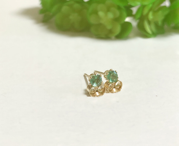エメラルド・5月誕生石・14kgf☆petit.bijouピアス 2枚目の画像