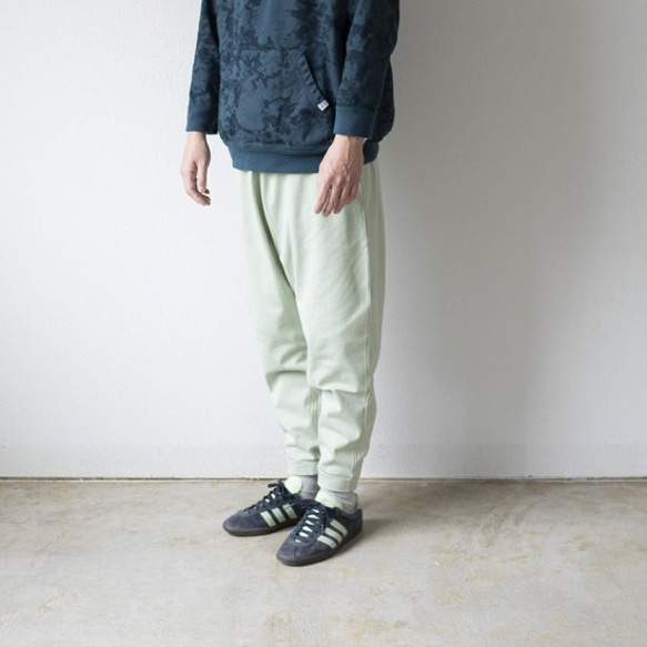 [限量庫存] yohaku Dubai 褲子 | 閃亮材質 卡其色 1 號 第9張的照片