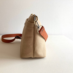 帆布富士金梅ベージュの2wayサコッシュL 4枚目の画像
