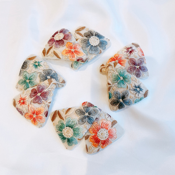 インド刺繍リボン♡三角ピン ヘアピン ぱっちんピン ヘアピン missy