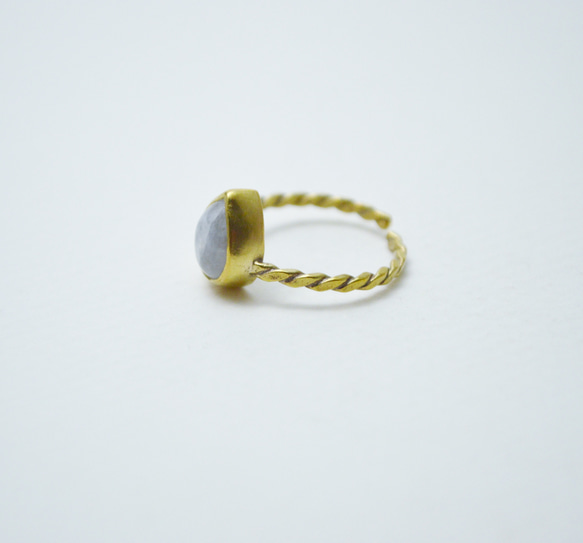 簡單系列-月光石‧黃銅開放戒圍戒指‧Type1 第3張的照片