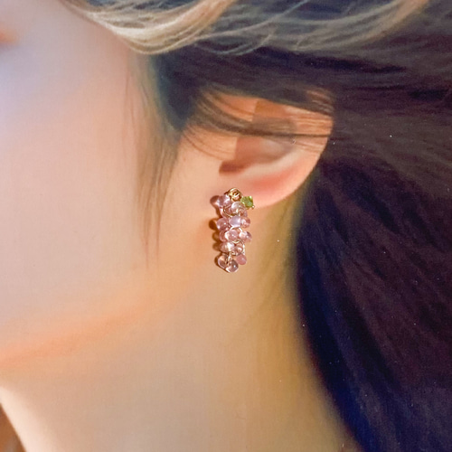 147 チェコガラスファルファーレを沢山使用‼︎ ピアスorイヤリング 147 チェコガラスファルファーレを沢山使用‼︎ ピアスorイヤリング