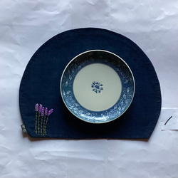 刺繍入り藍のランチョンマット(3) 5枚目の画像