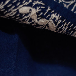 レディース 藍染め 草木染め 刺繍トップス オーガニック純綿 手刺繍トップス 手織り 幅広刺子刺繍 - 花 クリスマス 交換ギフ 9枚目の画像