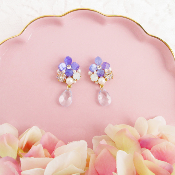 あじさいビジューとしずく～Purple×Blue～ イヤリング ピアス 紫陽花 花 フラワー ビジュードロップ 2枚目の画像