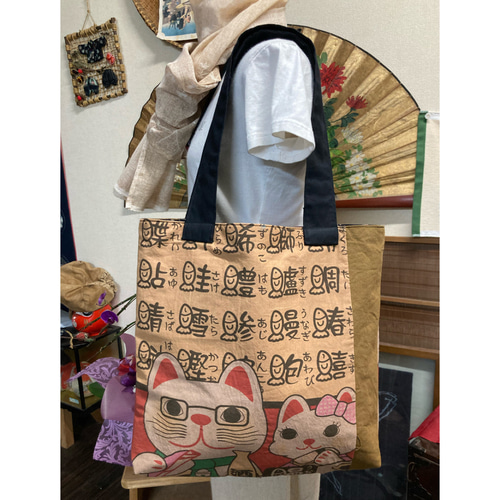 猫柄の手ぬぐいの柿渋染めトートバッグ 手ぬぐいリメイク トートバッグ 