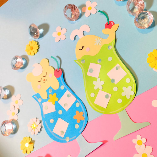 ラミネート可 写真 レトロ 色紙 壁面 アルバム 飾り ～白クジラの