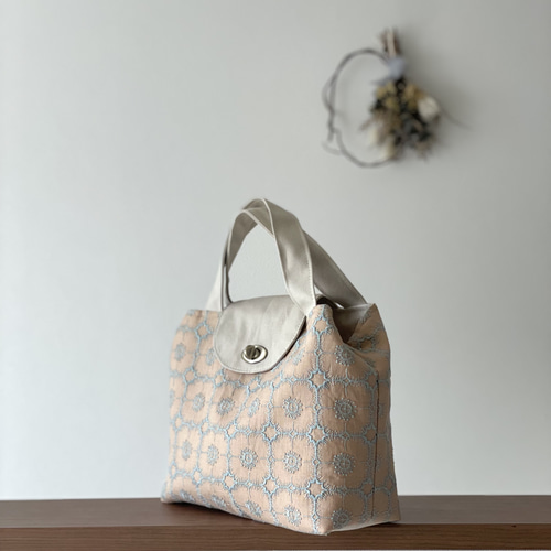 ⚮̈ミナペルホネン anemone beige ムータバッグ トートバッグ 