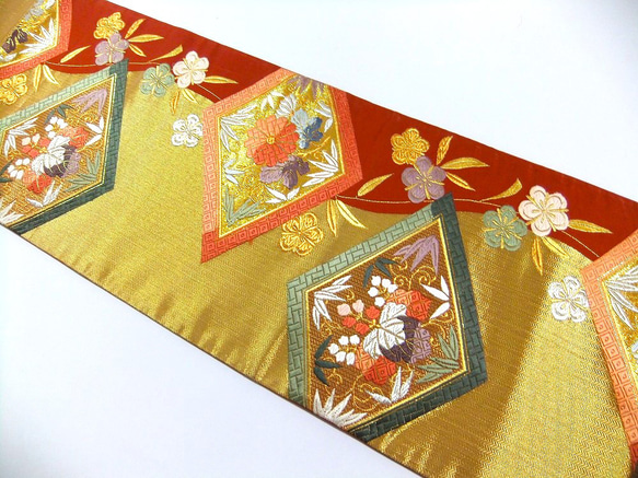[(16)1934] 日式圖案80cm/花卉圖案/掛毯、桌布等/日式/腰帶重製 第4張的照片
