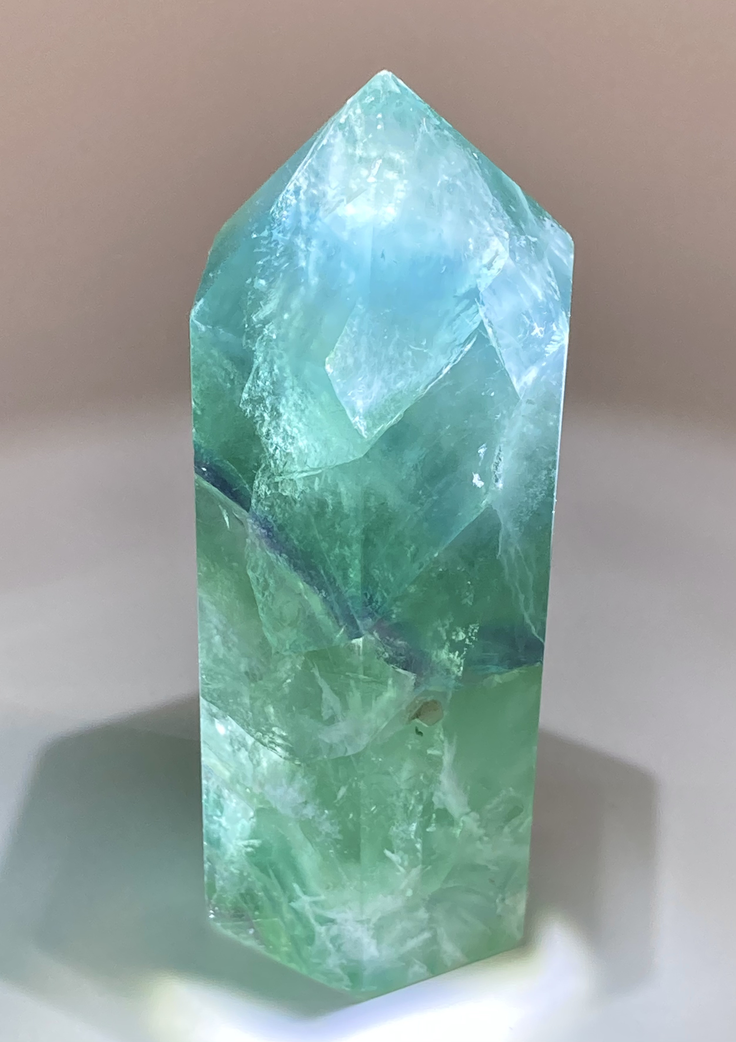 エンジェルフェザー✿*:・フローライトマルチカラー蛍石ポイント 