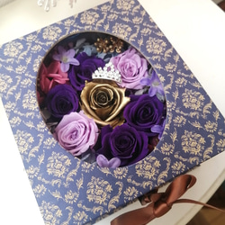 母親節日式盒裝永生花紫色薰衣草金 第2張的照片