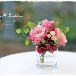 【Creema限定】フェイクウォーター・ニュアンスピンクのバラとワイン色の紫陽花のミニブーケ　　 1枚目の画像