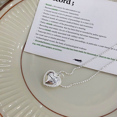 シルバー925 イニシャル 燻し ハート チャーム ネックレス つけっ