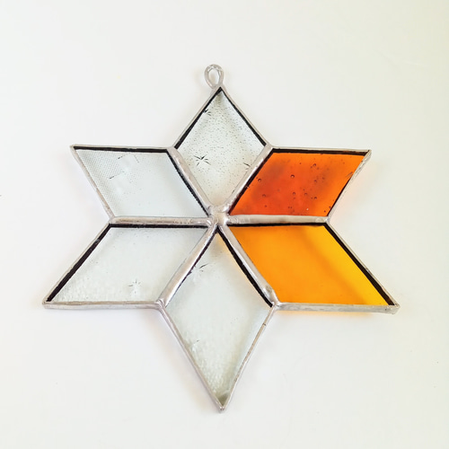 ステンドグラス　アンティーク　パネル　サンキャッチャー ステンドグラスの青い蝶のサンキャッチャー／ピンク」 幸せを