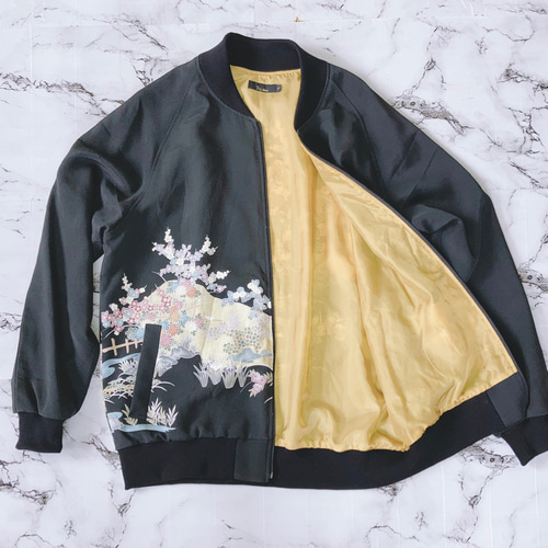 ZARA スカジャン カワイイデザインです！ ZARA スカジャン カワイイデザインです！