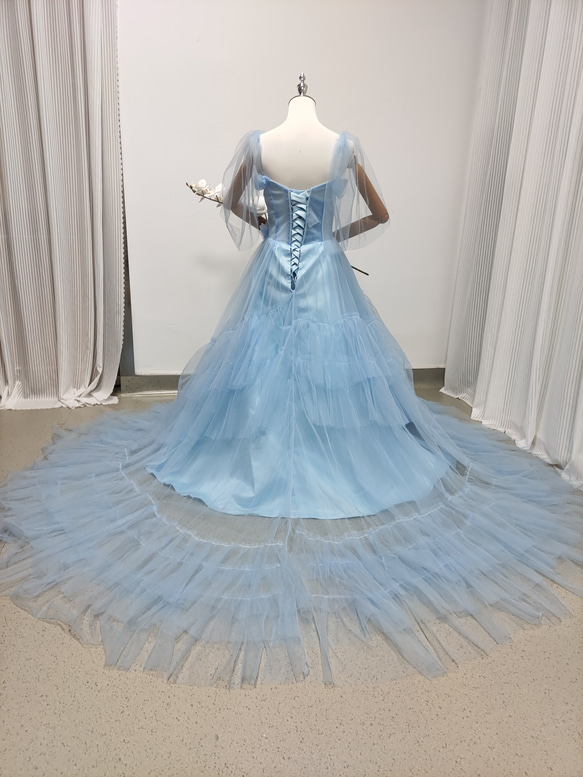 送料無料！カラードレス キャミソール 薄青  シースルー袖 柔らかく重ねたチュールスカート 結婚式 前撮り 6枚目の画像