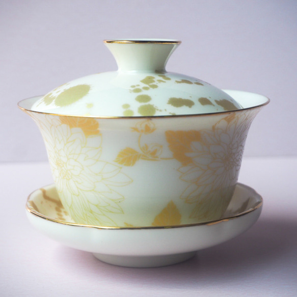 和花の蓋碗　❤中国茶器　中国茶　台湾茶　ポーセラーツ　和食器としても❤ 1枚目の画像