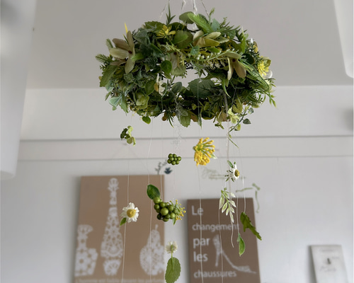 グリーンと春のお花のフライングリース グリーンフライングリース・オーダーメイド - honeygarden