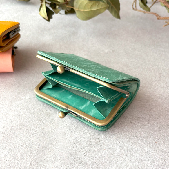 がま口 二つ折り財布 ミニ財布 コンパクト財布 小銭入れ カードケース イタリアレザー 浪曼派のがま口 名入れ 刻印 6枚目の画像