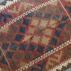 100×82㎝ 【アフガニスタン手織りキリム】トライバルラグ 手織り 絨毯 2枚目の画像