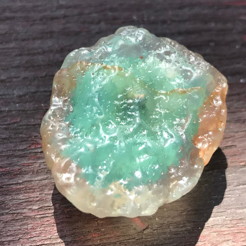 ゴビ石−1253 ゴビ瑪瑙原石緑飴心 濃翠色レア鉱物