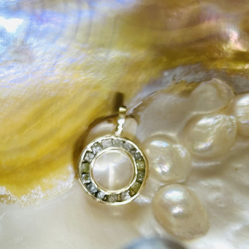 ラフダイアモンドサークルペンダントトップ 【公式通販】