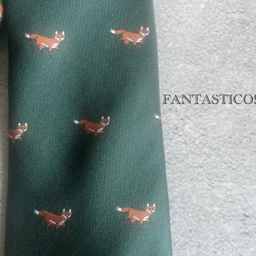 花に遊ぶ狐の刺繍ネクタイ – ManusMachina