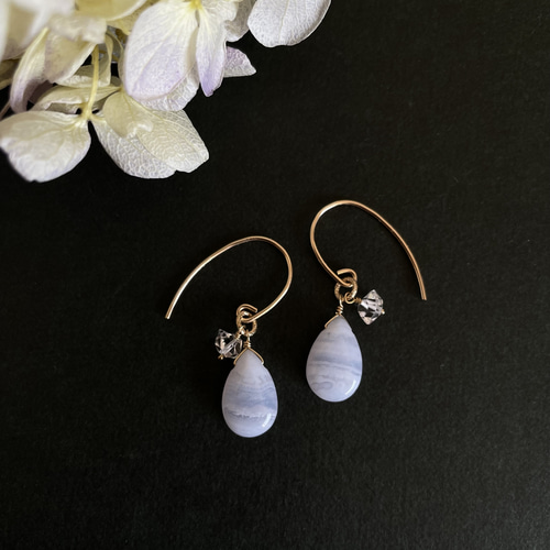 ブルーレースアゲートヘキサゴン＆スピネルのピアス14kgf