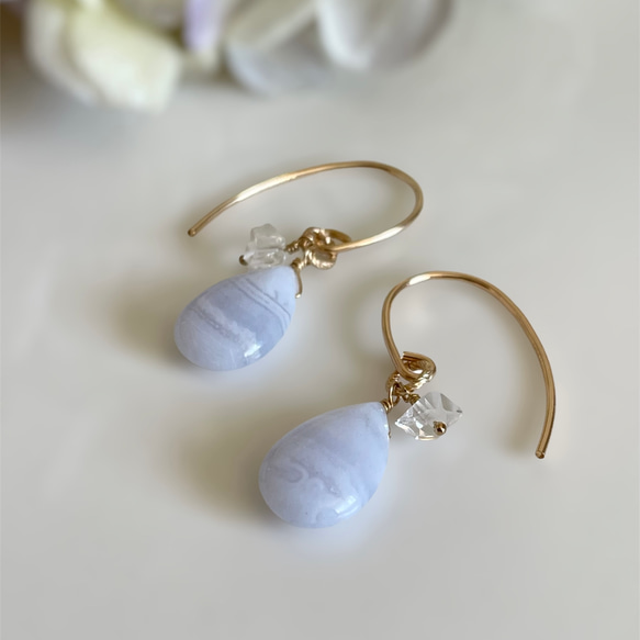 ブルーレースアゲートヘキサゴン＆スピネルのピアス14kgf