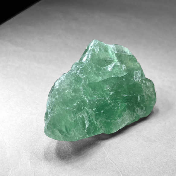 fluorite：green /フローライト原石 D：グリーン 2枚目の画像