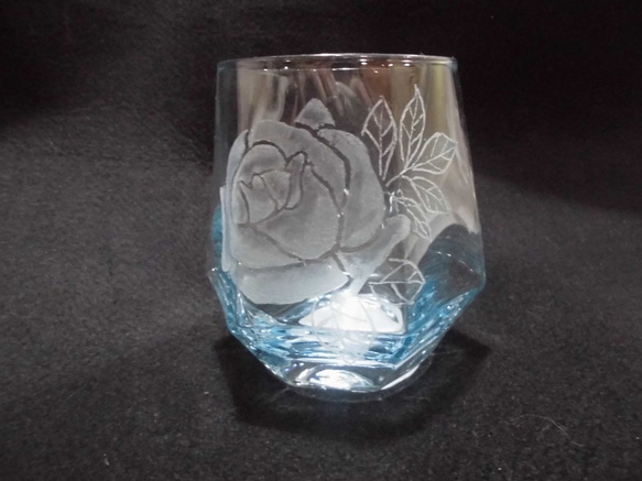 グラスリッツェン　六角グラス(水色) 薔薇 4枚目の画像